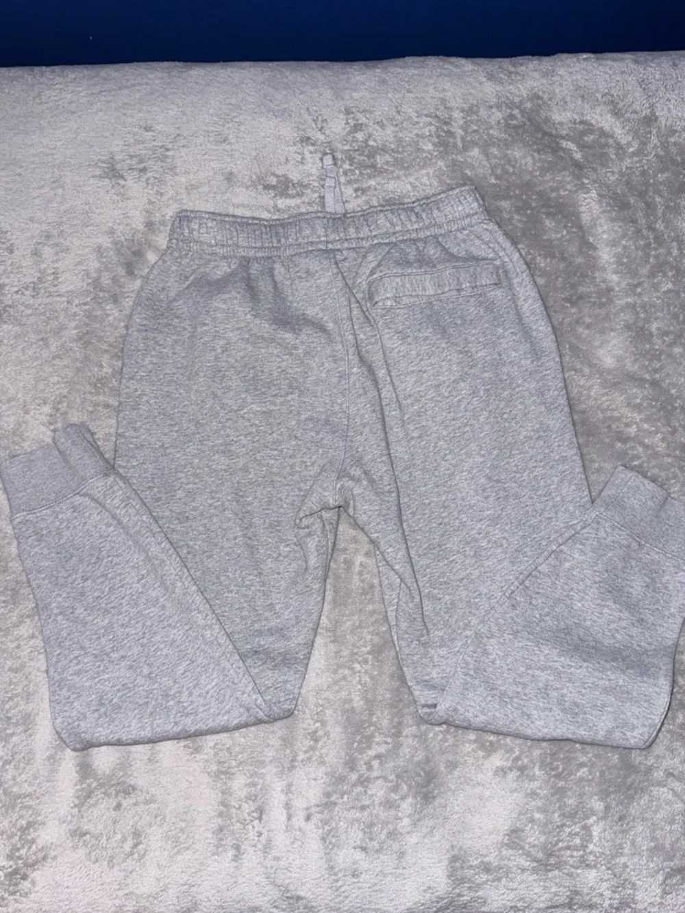 Nike Men's Light Gray Heather Joggers